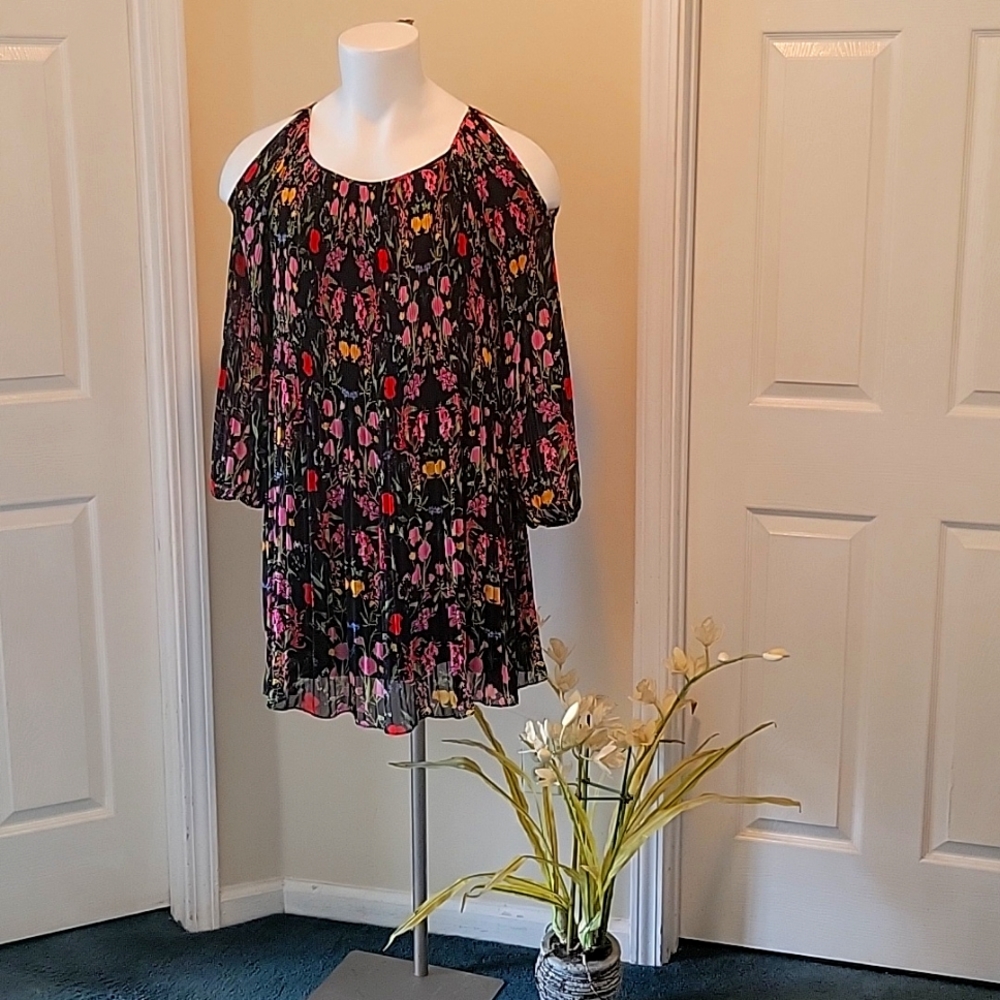 Multicolor Floral Cold-Shoulder Dress